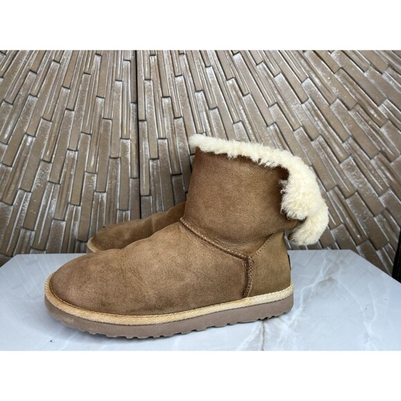 UGG Selene 1006493 Suede Leather Sheepskin Wool Fur Chestnut Sz 9 Short Boots - Picture 2 of 9